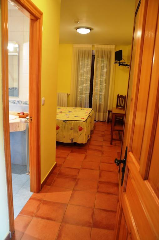 Hospederia El Cantio Orena Zimmer foto