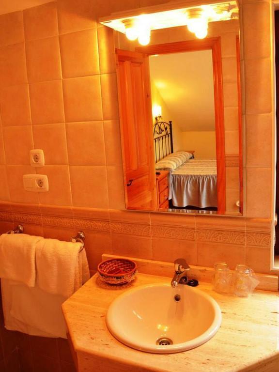Hospederia El Cantio Orena Zimmer foto
