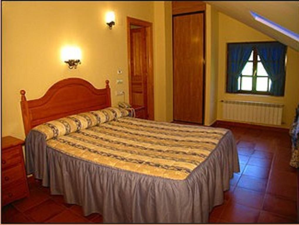 Hospederia El Cantio Orena Zimmer foto